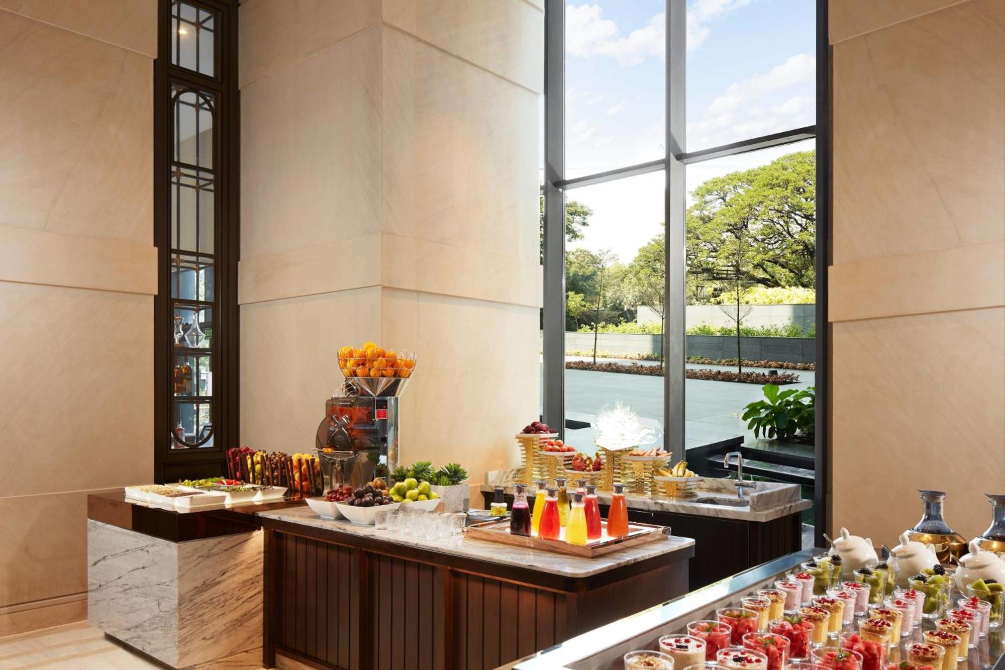 The Ritz-Carlton, Pune Exterior foto